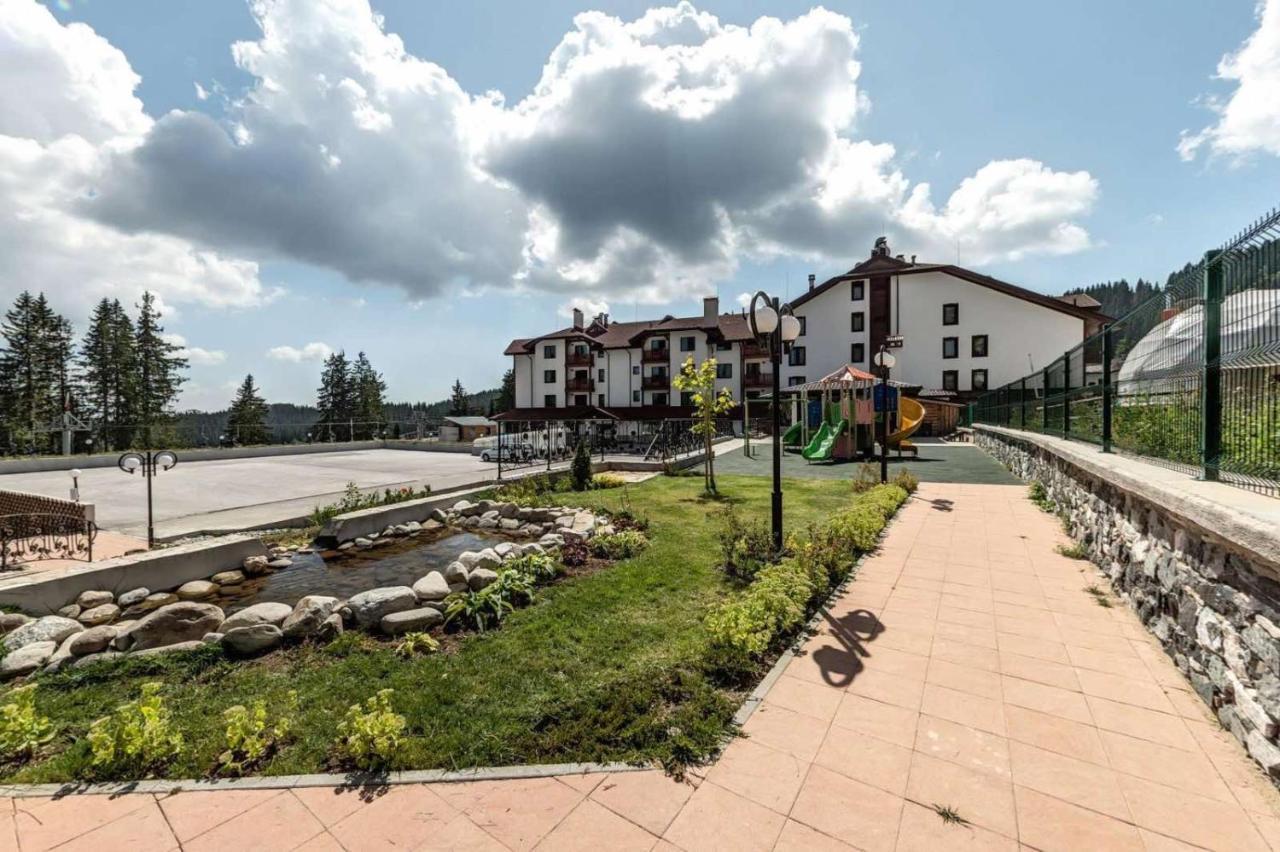 Hotel Iva & Elena ปอมโปโรโว ภายนอก รูปภาพ
