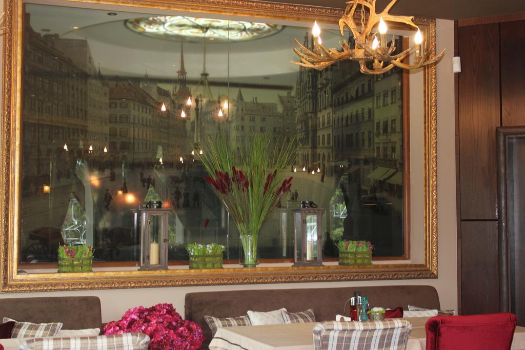 Hotel Iva & Elena ปอมโปโรโว ภายนอก รูปภาพ