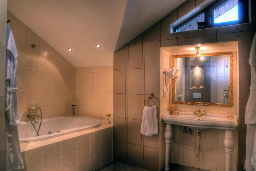 Hotel Iva & Elena ปอมโปโรโว ห้อง รูปภาพ