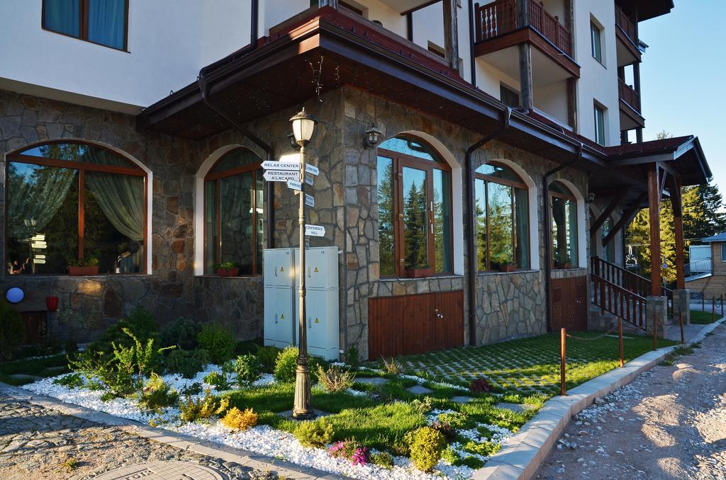 Hotel Iva & Elena ปอมโปโรโว ภายนอก รูปภาพ